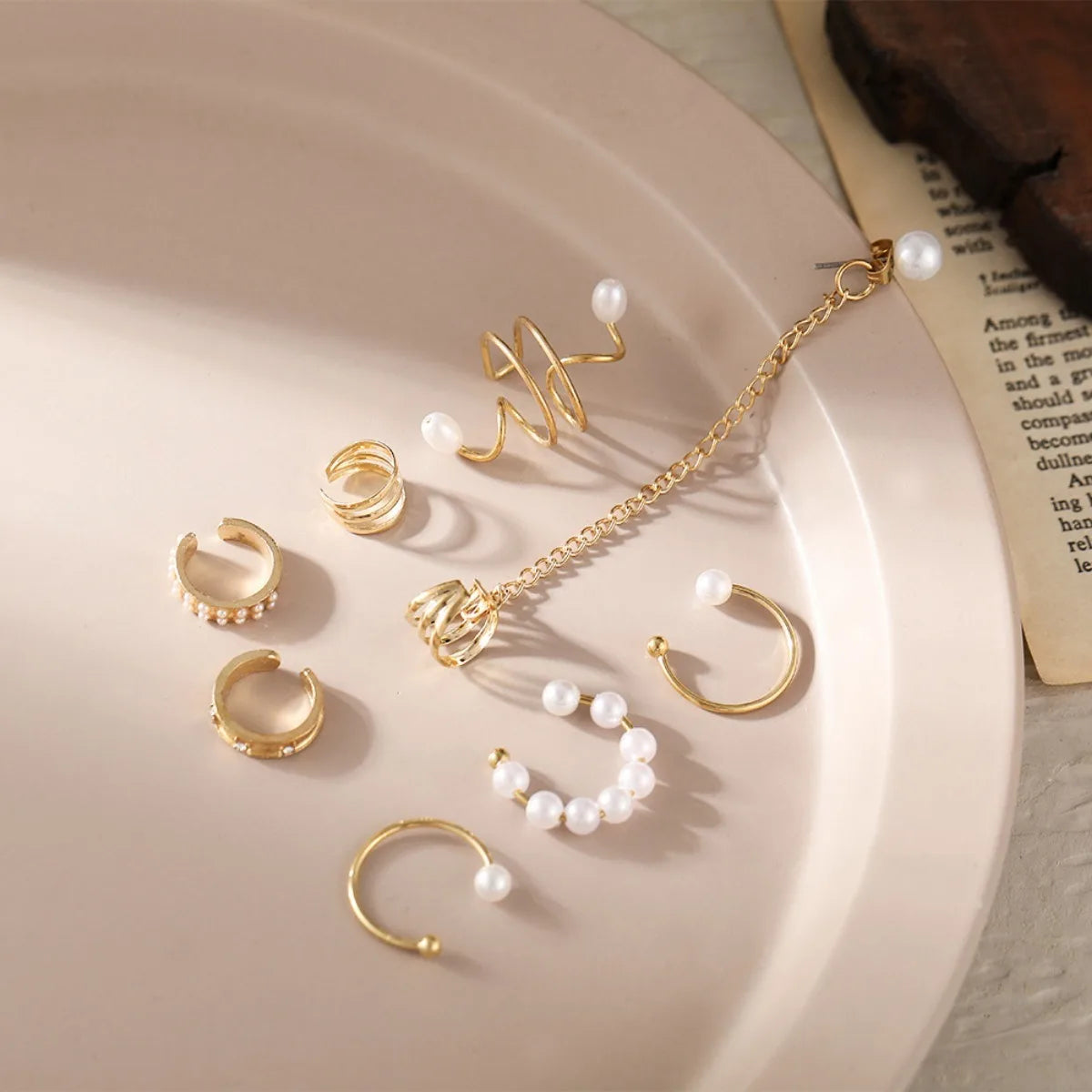8pc Ear Clip Imitation Pearl Set Hip Hop Style Women's Earrings Non-piercing False Cartilage Ear Contour Fringe Chain Jewelry