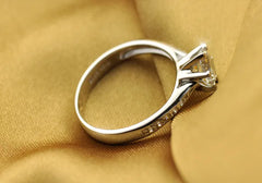 Luxury 925 Sterling Silver Classic Ring for Women Six claw jewelry simple 70ct diamond ring imitation diamond women's ring