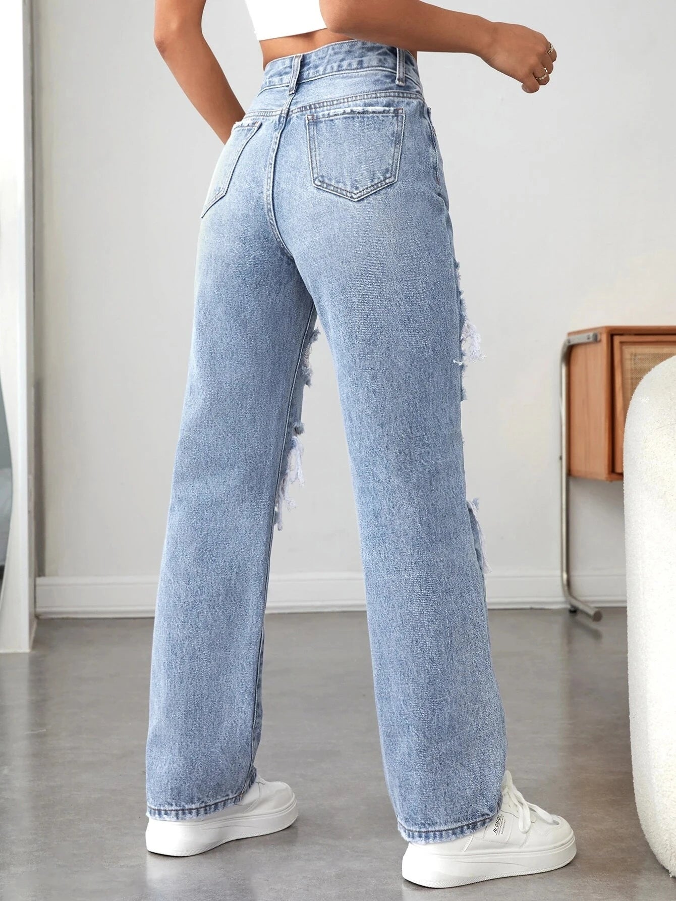 2025 Women's Light Blue Ripped Wide-Leg Jeans – Loose Fit, Comfortable & Slimming, All-Match Casual Outfit