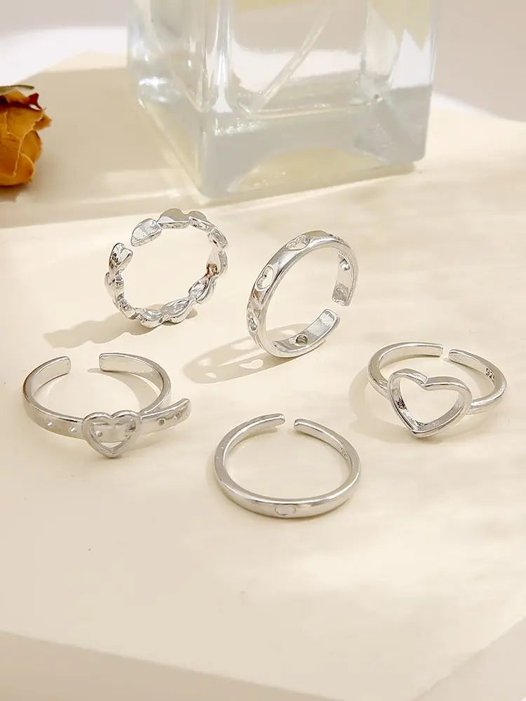 2022 new cross-border Korean ins simple temperament women's jewelry retro simple love hollowed-out ring 5 sets